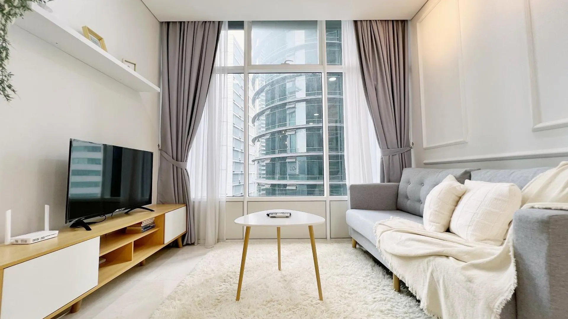 Sky Suites Airy 2Br Suite At Klcc contacts